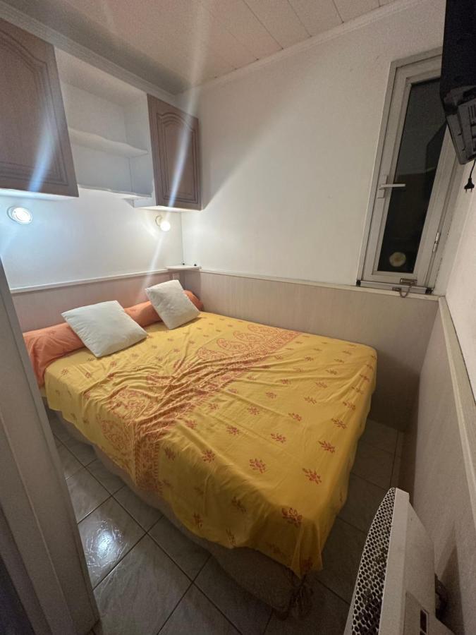 A La Semaine Ou Au Jour / Location Studio Meuble 30M² La Ciotat Exterior foto